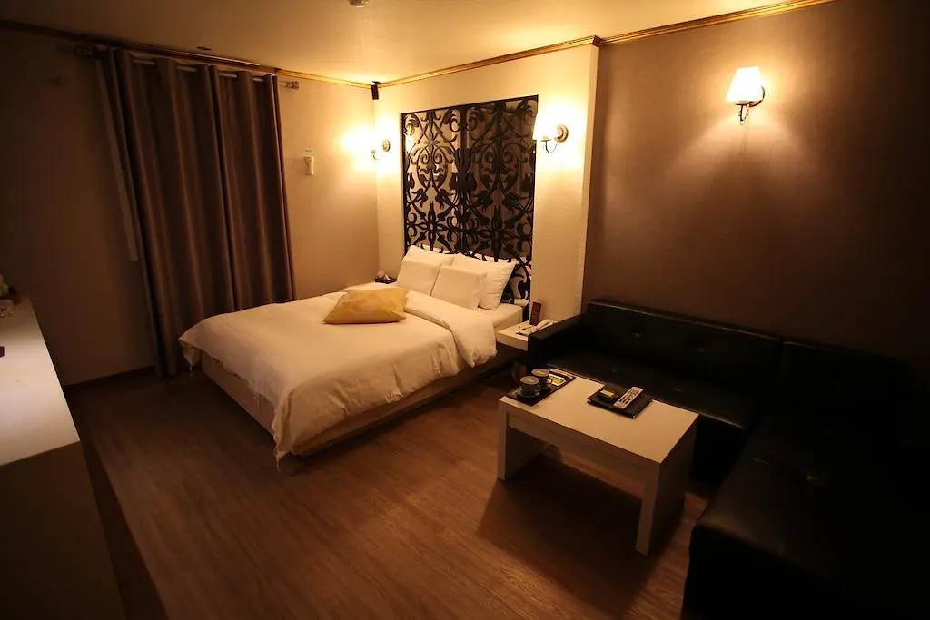 Songdo Me 2 Hotel Incheon 2*,